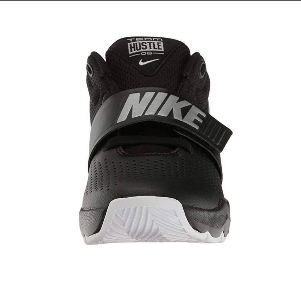 Nike Team Hustle D8 Toddler Sneaker - Picture 5 of 7